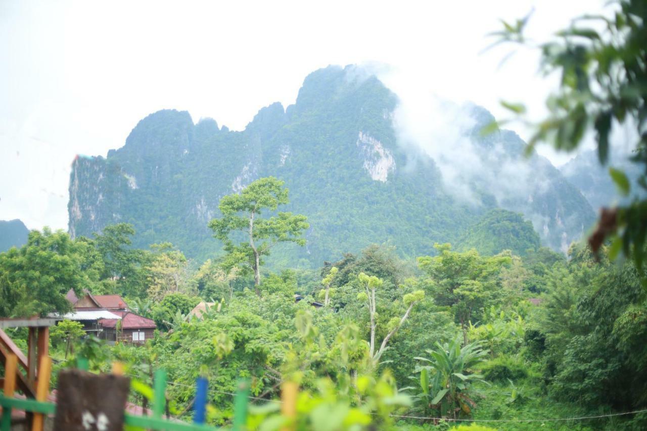 Vang Vieng Victory Hotel Exterior photo